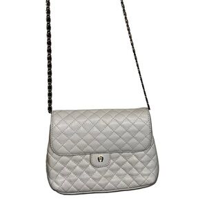 Etienne Aigner Vintage Cream Leather Shoulder Bag